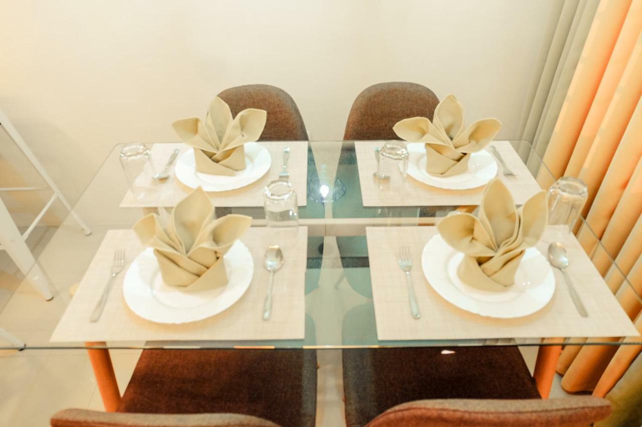 Fully Furnished Apartment With Netflix And Wifi Batangas Exterior foto